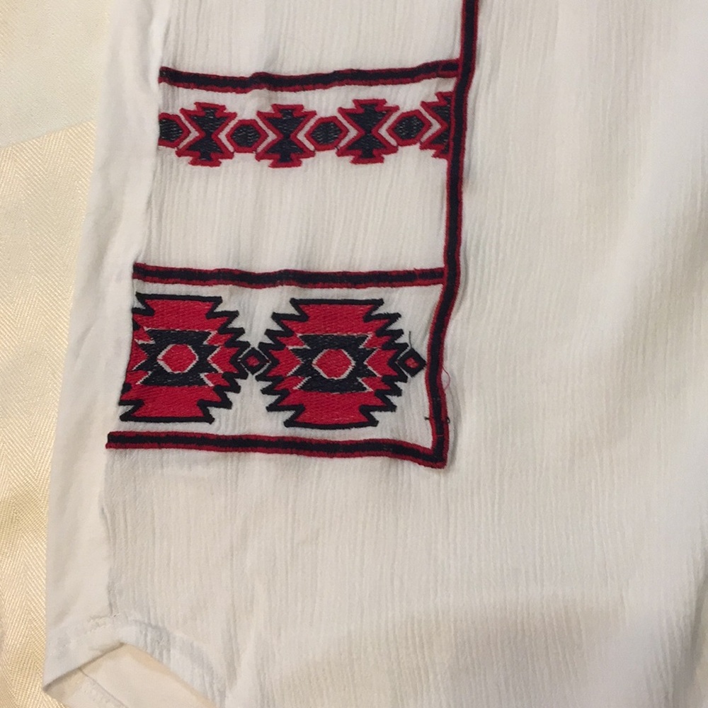 LOFT White with Red & Navy Embroidery Top.18233 - Picture 4 of 4